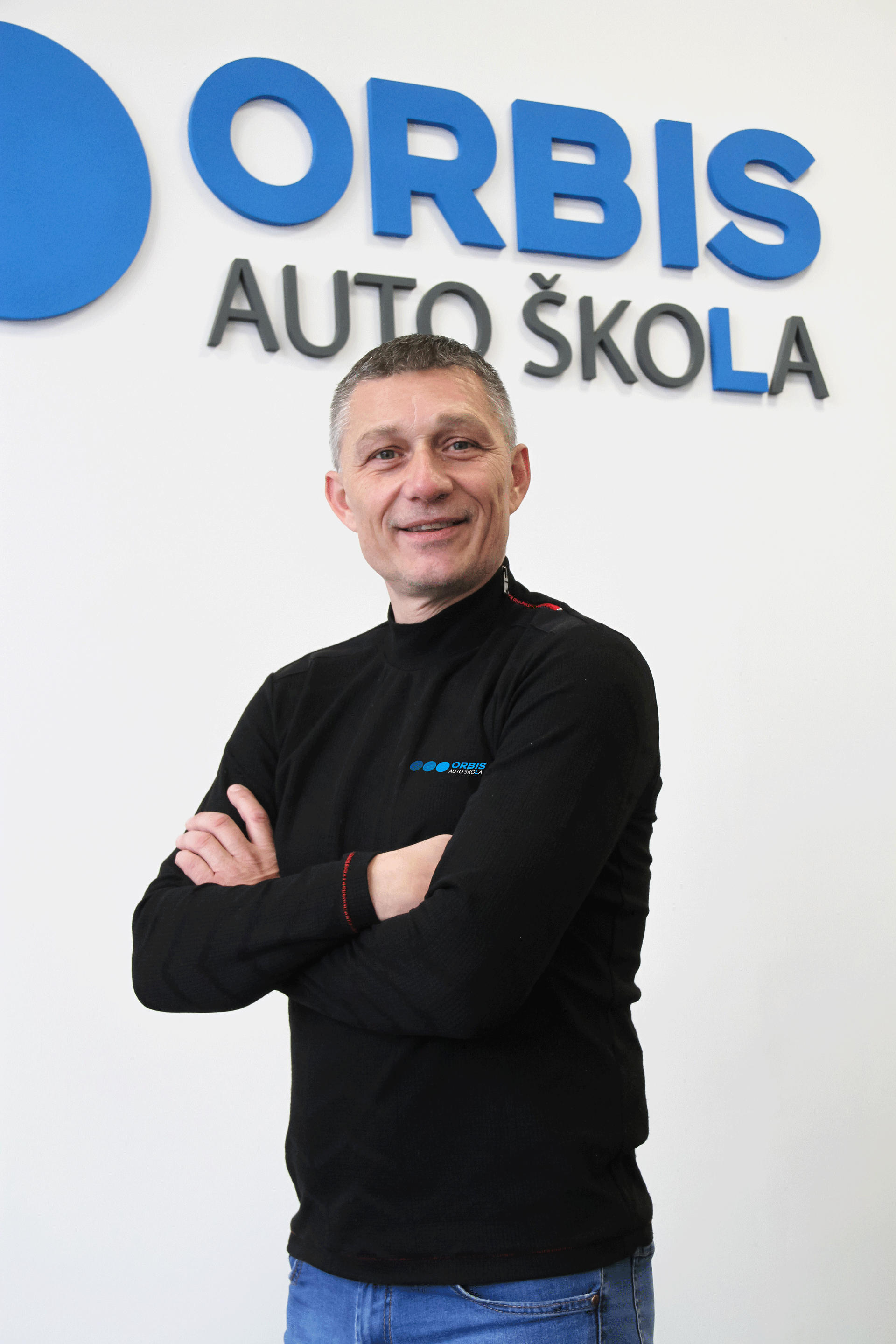 Auto skola Orbis instruktor voznje Aleksandar Petrović