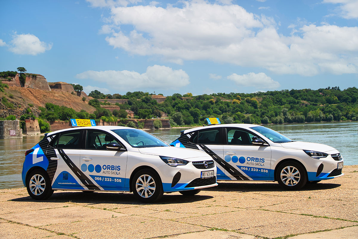 Auto skola Orbis Novi Sad Opel Corsa